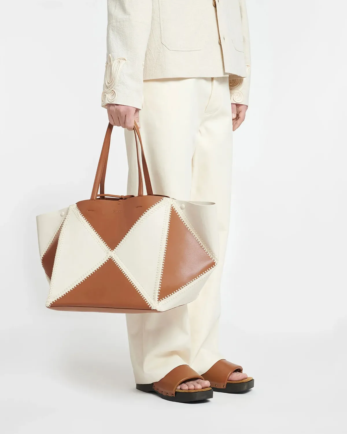 Сумкa Nanushka THE ORIGAMI TOTE  - фото 6