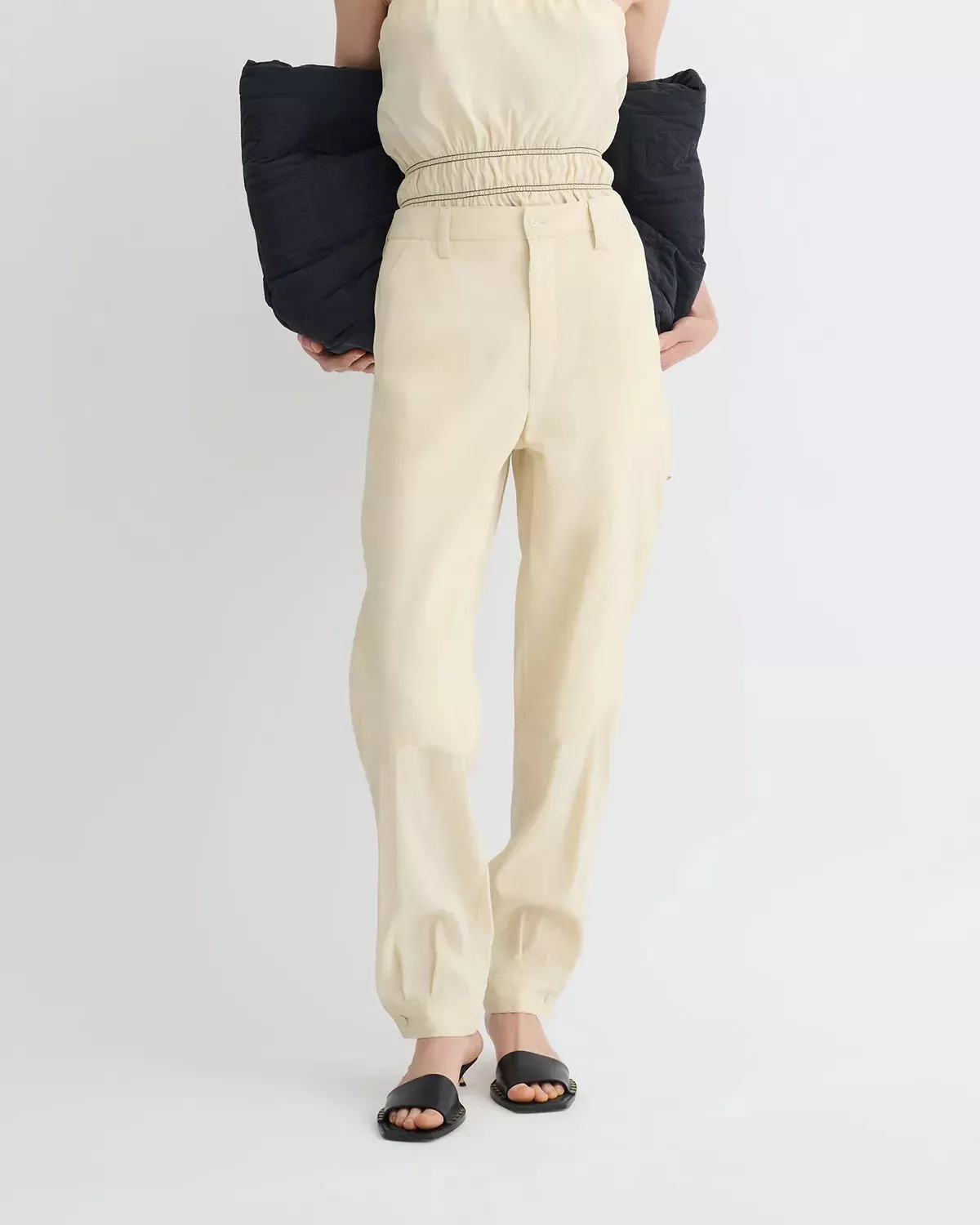 Легкі штани прямого крою Nanushka  Daron Glass Poplin Pants Oat  - фото 2